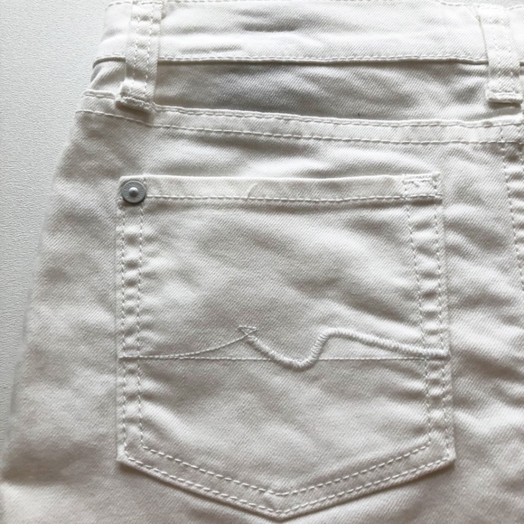 7FAM White Denim Jean Skirt Never Worn - Picture 5 of 8